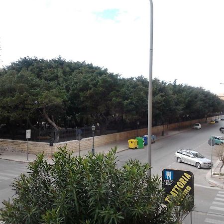 Casetta Al Centro Trapani Bagian luar foto